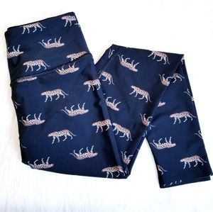 Victoria's Secret Sport Cheetah / Leopard Leggings